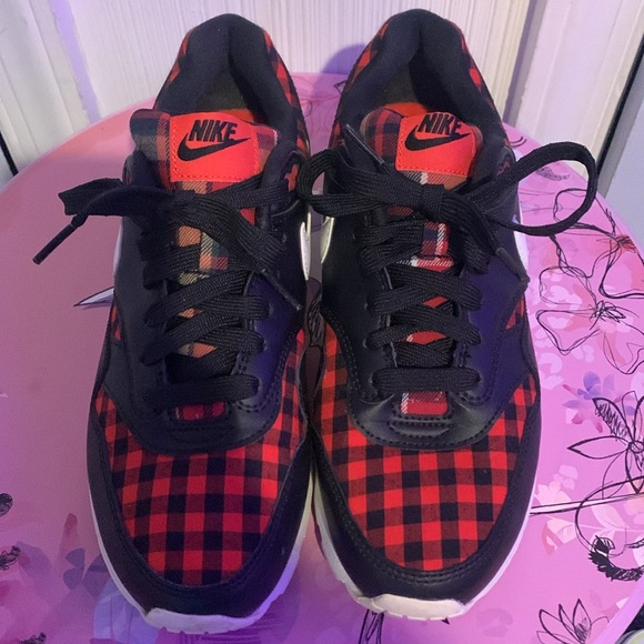 Plaid Air Max 1’s 6Y/ 7.5 W EUC - Picture 3 of 5